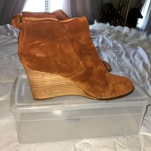 Lucky Brand Yoniana Booties